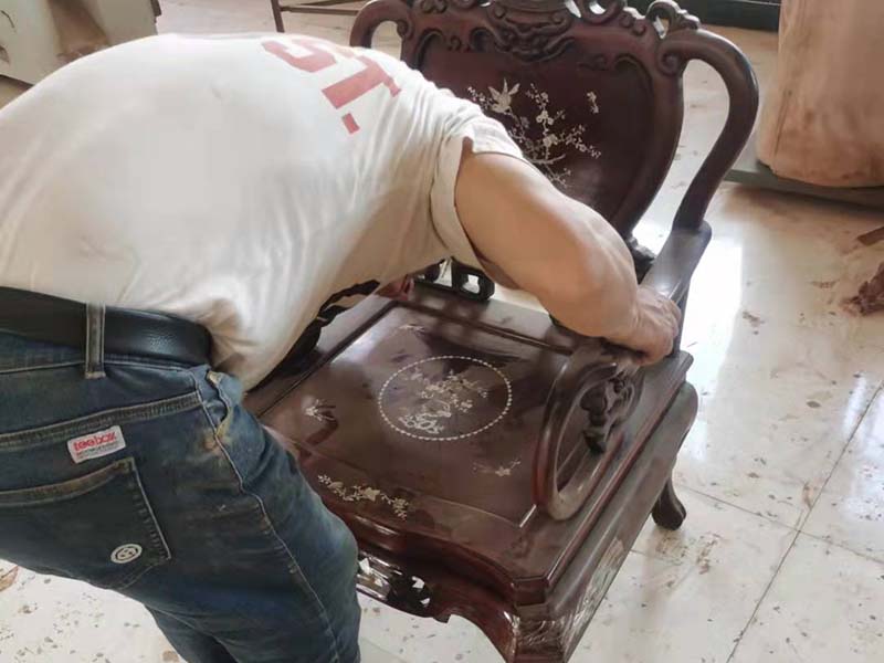 武清老旧红木家具保养技巧